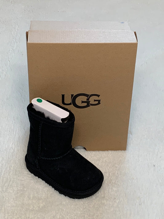 Black Furry Toddlers UGG’s